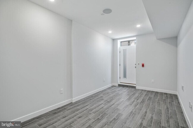 Building Photo - 1603 N Marshall St