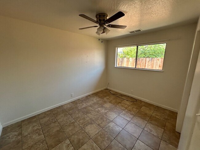 Building Photo - Newly Remodeled Apartments