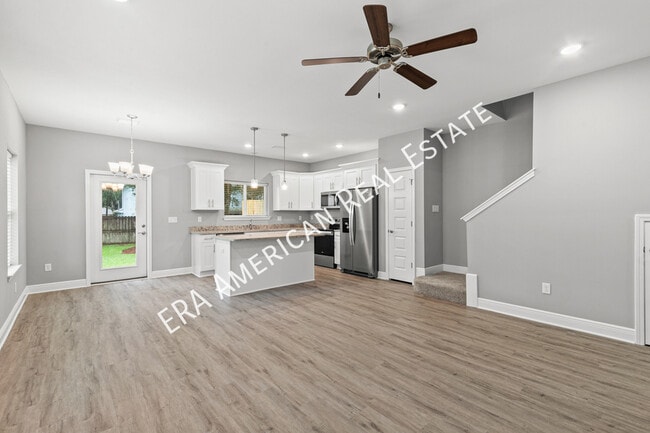 Building Photo - 406 Walters Cir