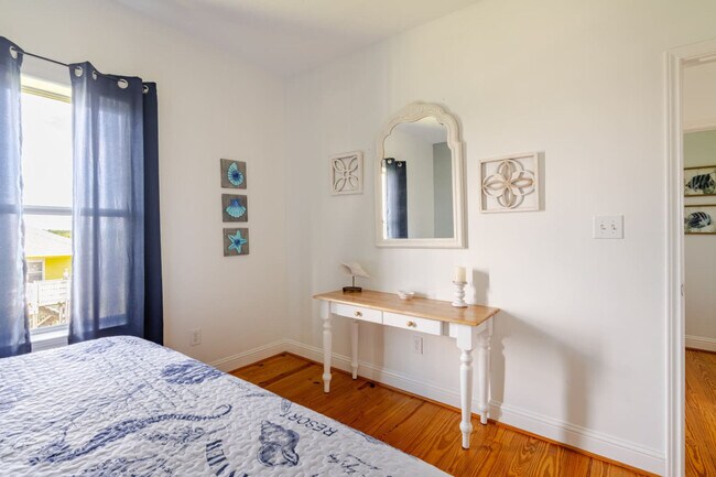 Building Photo - 814 Helen Blvd