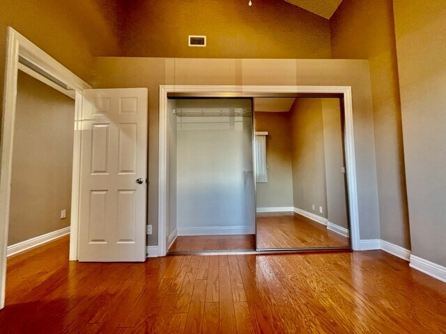 Building Photo - 1798 Pomona Ave