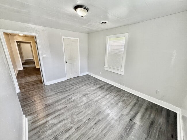 Building Photo - 478 Dixie Rd