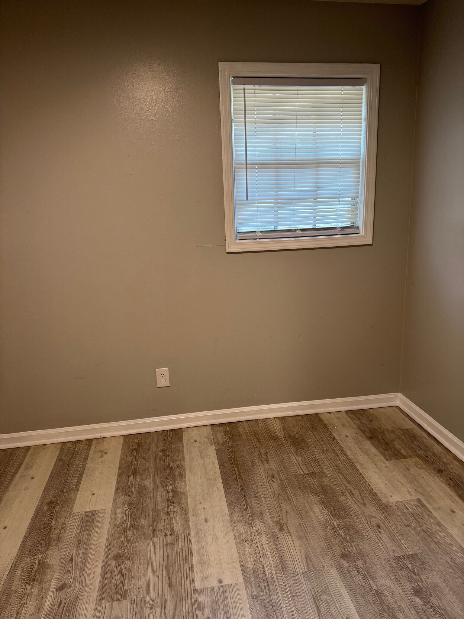 Bedroom 2 - 6486 Raymond Dr