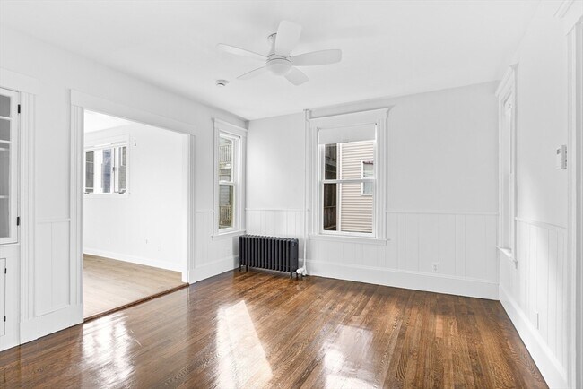 Building Photo - 31 Fenwick St