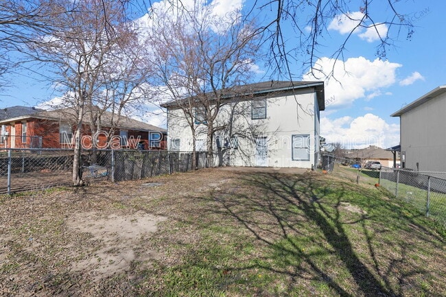 Building Photo - 8133 Julie Ave