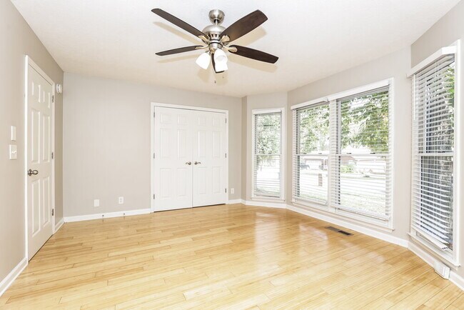 Building Photo - 116 Hermitage Dr