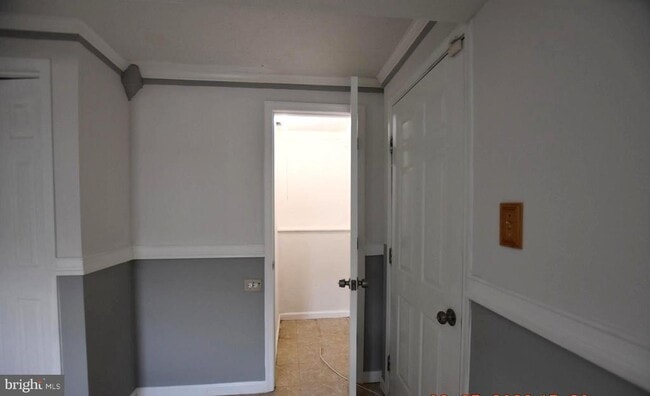 Building Photo - 3150 Beethoven Way