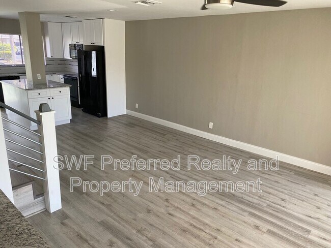 Building Photo - 4318 SE 5th Ave