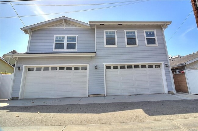 Building Photo - 2110 Arlington Ave