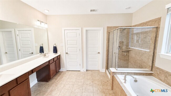 Building Photo - 2619 Dolcetto Grove