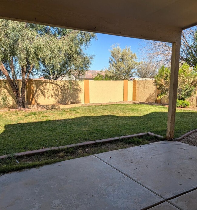 Building Photo - 4226 N 92nd Ln