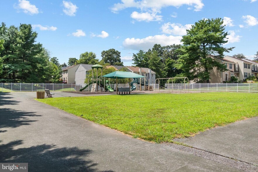 Building Photo - 19001 Grotto Ln