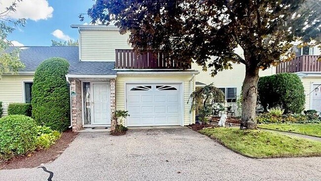 Building Photo - 863 Stratford Ln