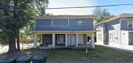 Building Photo - 403.5 Egan St