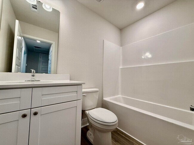 Building Photo - 4067 Pendragon Cir