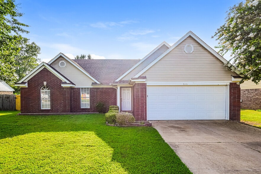 Primary Photo - 7171 Dunbarton Dr