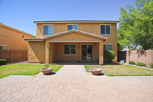 Building Photo - 1087 E Ibis St