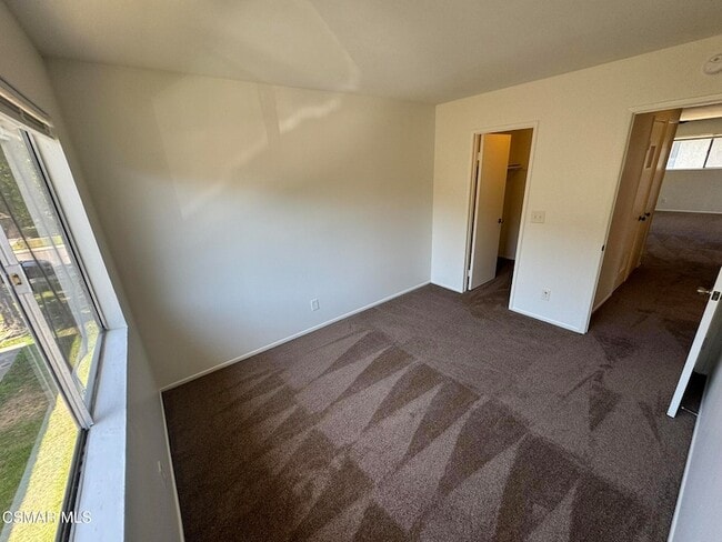 Building Photo - 2576 Sextant Ave