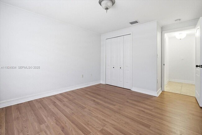 Building Photo - 16310 NW 84th Ct