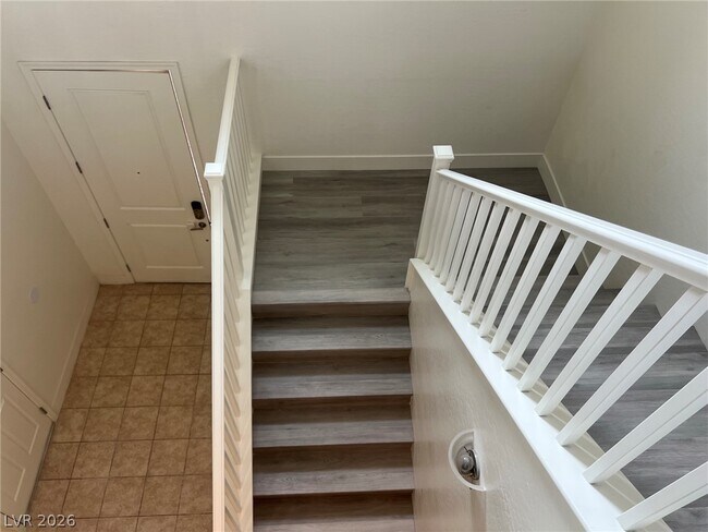Building Photo - 477 Astillero St