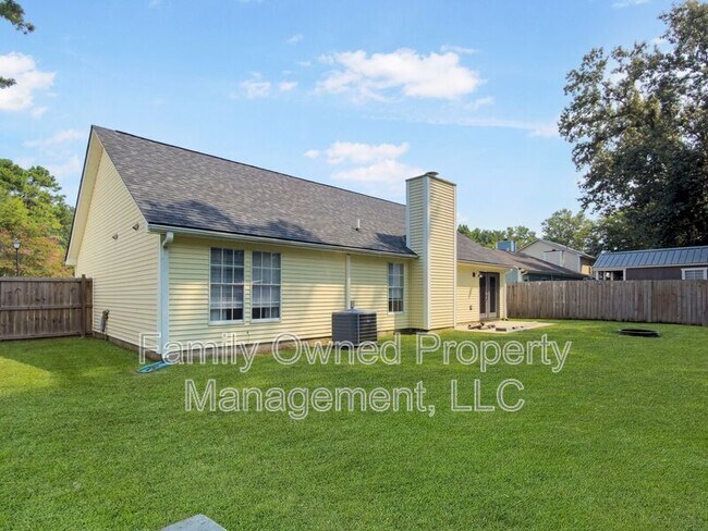 Building Photo - 147 Danzid Dr