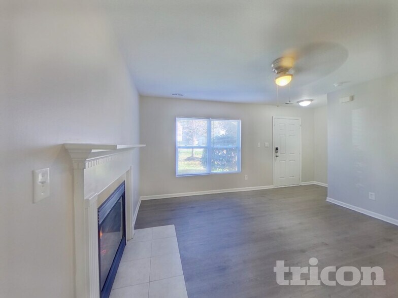Building Photo - 1106 Stonehenge Ln
