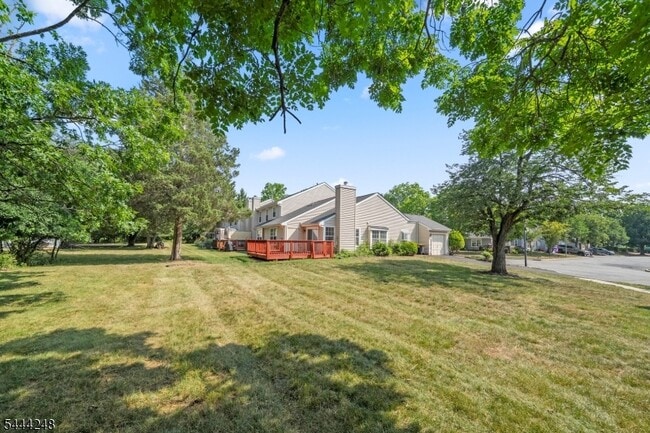 Building Photo - 123 Harrow Dr
