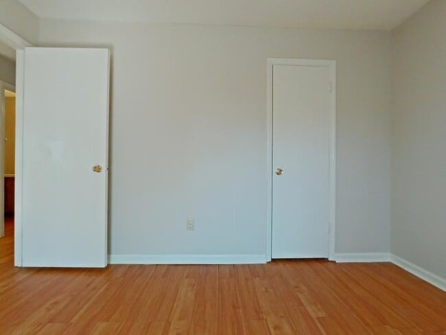 Building Photo - 727 S Scientific St