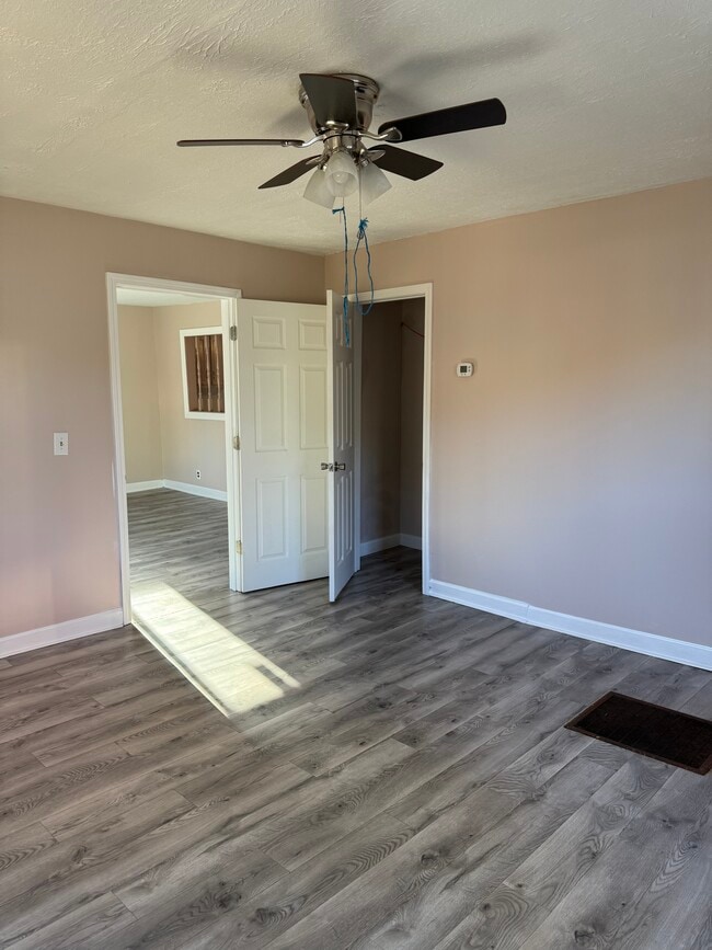 Building Photo - 1321 Brookside Ave