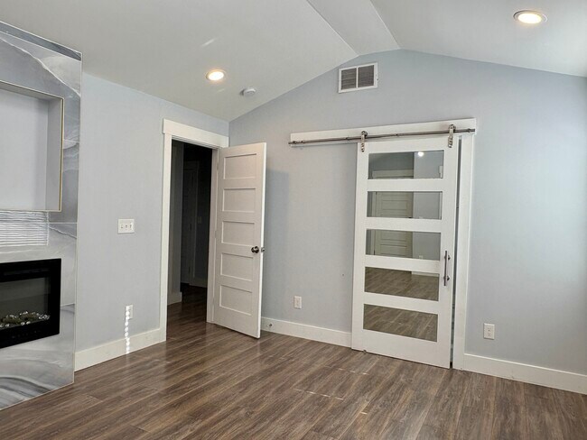 Building Photo - 252 Tiger Flowers Cir NW