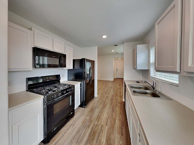 Building Photo - 5928 Rimini Landing Ln