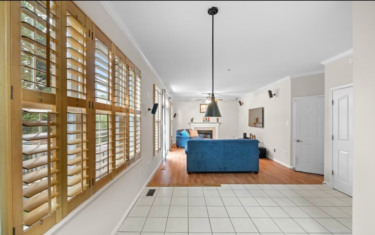 Building Photo - 5714 Silk Tree Dr
