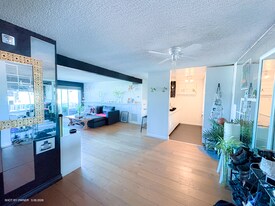 Building Photo - 5460 White Oak Ave