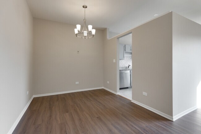 Building Photo - 1505 Mercury Dr