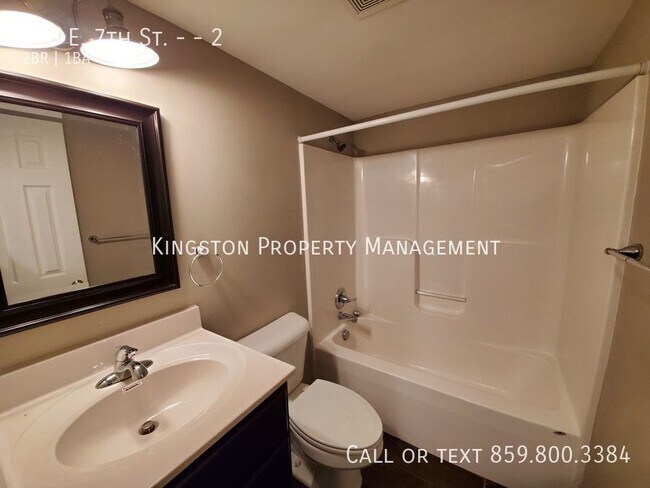 Building Photo - 175 E 7th St