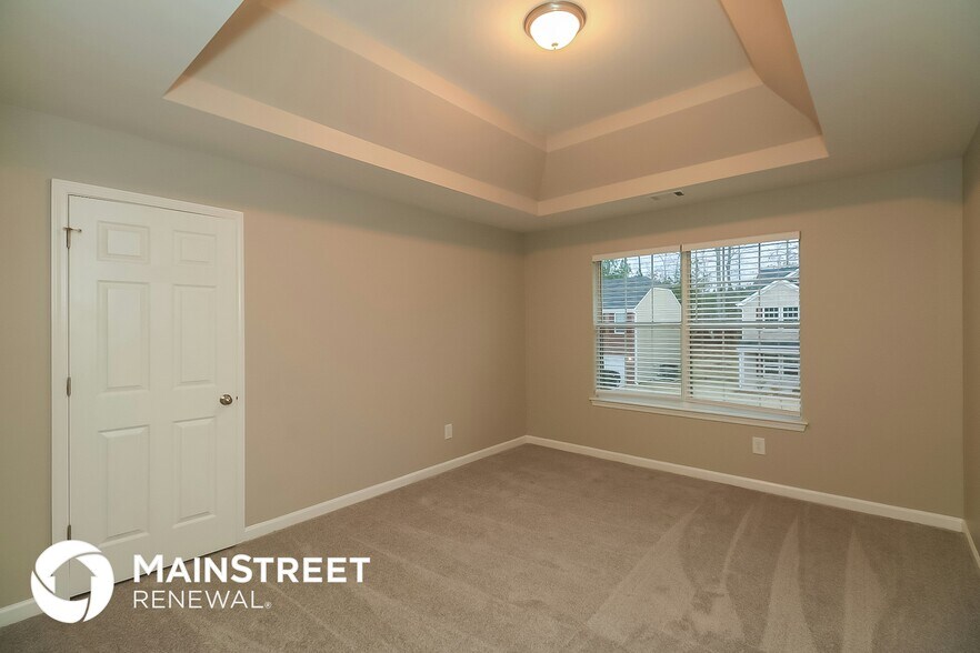 Building Photo - 6880 Estepona St