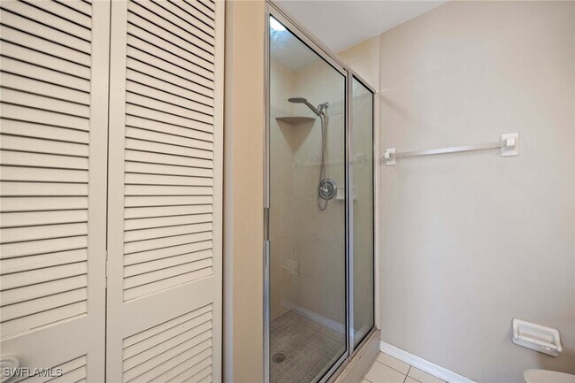 Building Photo - 7784 Emerald Cir