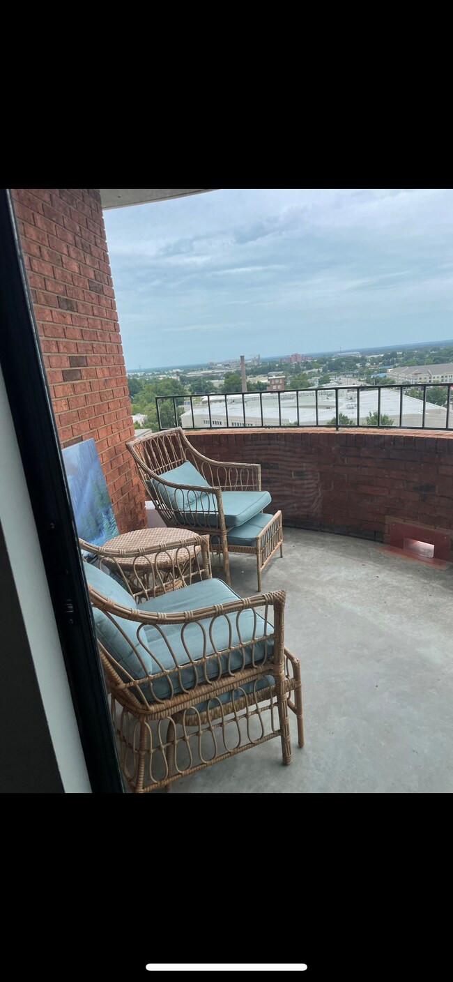 balcony - 1100 Wheat St