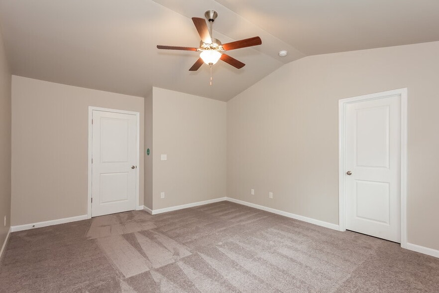 Building Photo - 208 Neal Dr