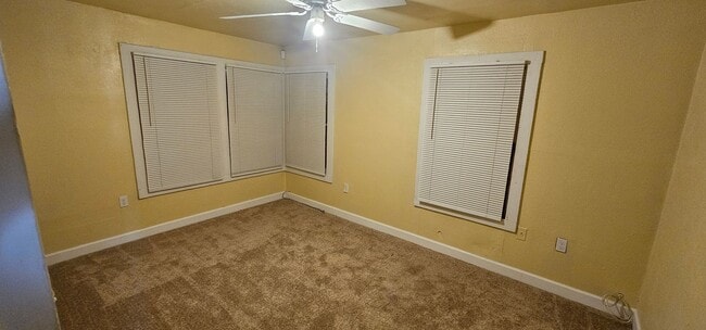 Building Photo - Cozy 2 bed 1 bath