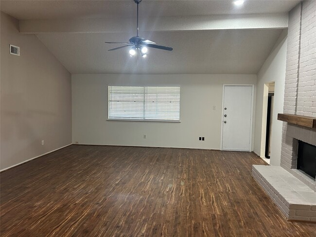 Building Photo - 12310 Jaguar Dr