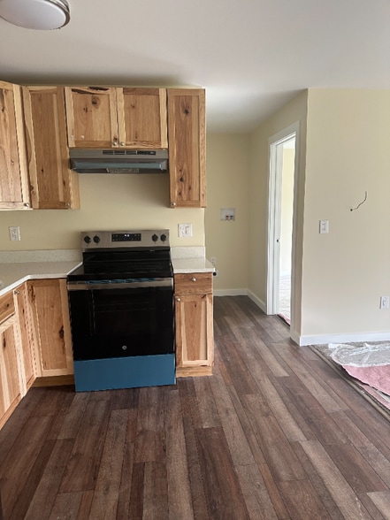 Building Photo - 2747 NY-28