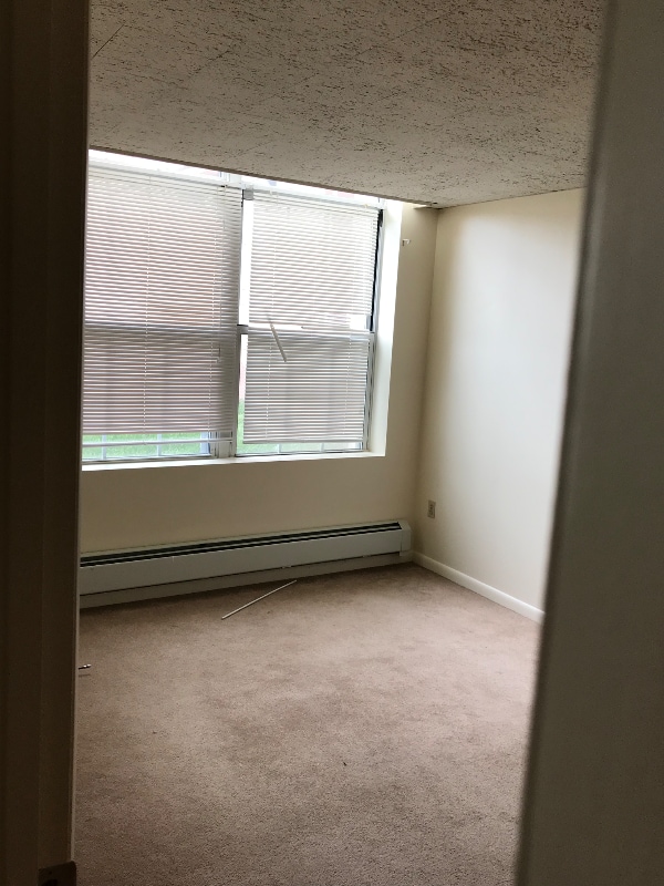 Building Photo - 181 Main St