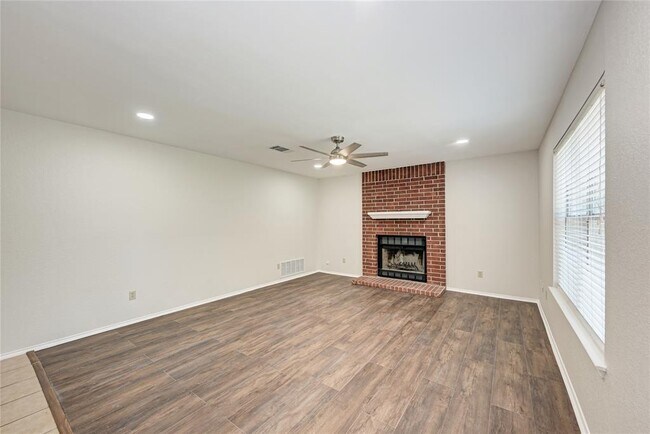 Building Photo - 2508 Tierra Blanco Trail