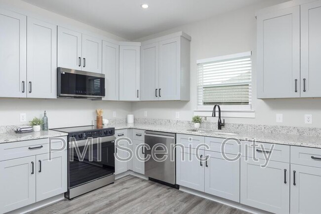 Building Photo - 4207 Willard Dr