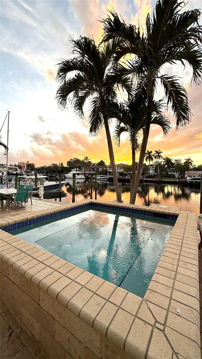 Building Photo - 45 Hendricks Isle