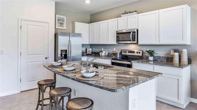 Building Photo - 32920 Pez Landing Ln