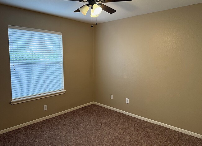 Building Photo - 3514 Apple Grove Dr