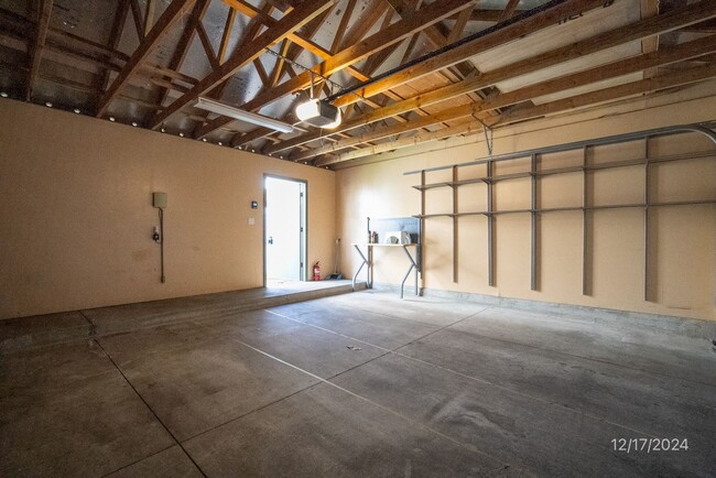 Building Photo - 3 Bed 2.5 Bath townhome in Ke Noho Kai Tow...