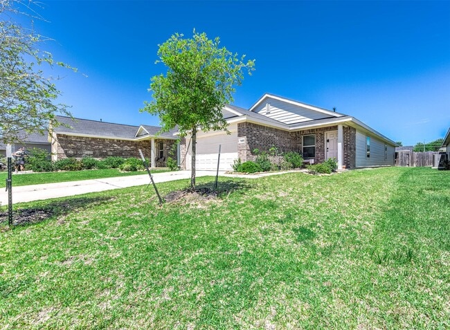 Building Photo - 24114 Wandering Brk Dr